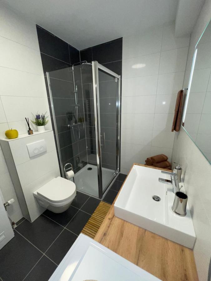 Ferienwohnung Linda Incl Pool, Sauna & Tiefgarage باد هازبرغ المظهر الخارجي الصورة